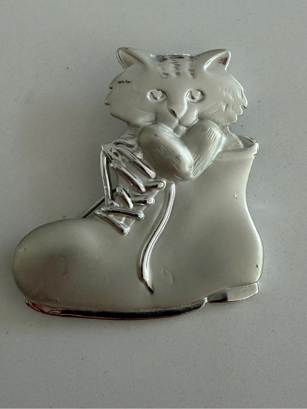 VINTAGE AJC Signed Brooch Cat Puss in Boot Matte Silver Tone Metal Whimsical
